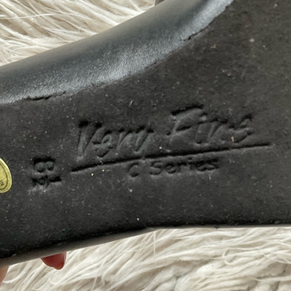 Very Fine Black Leather Ballroom Salsa Latin Dance Shoe High Heels EUC Size 8.5 - Picture 8 of 9